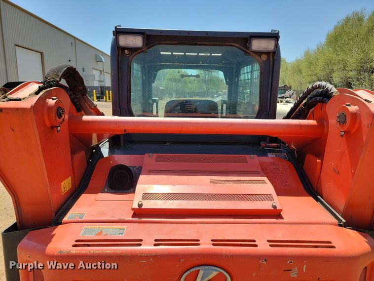 image for item EA2437 2017 Kubota SVL 75-2 tracked skid steer loader