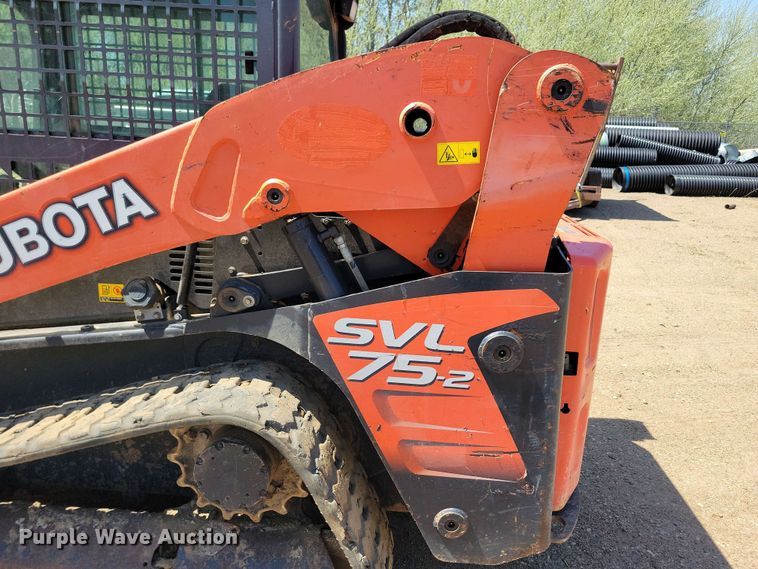 image for item EA2437 2017 Kubota SVL 75-2 tracked skid steer loader