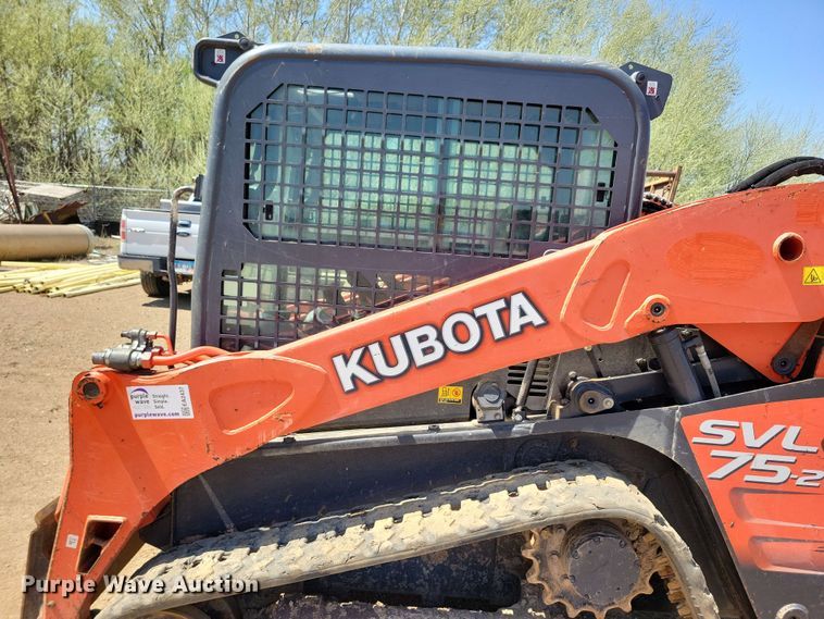image for item EA2437 2017 Kubota SVL 75-2 tracked skid steer loader