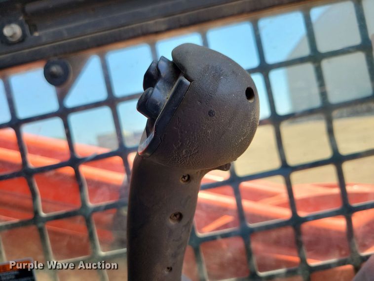 image for item EA2437 2017 Kubota SVL 75-2 tracked skid steer loader