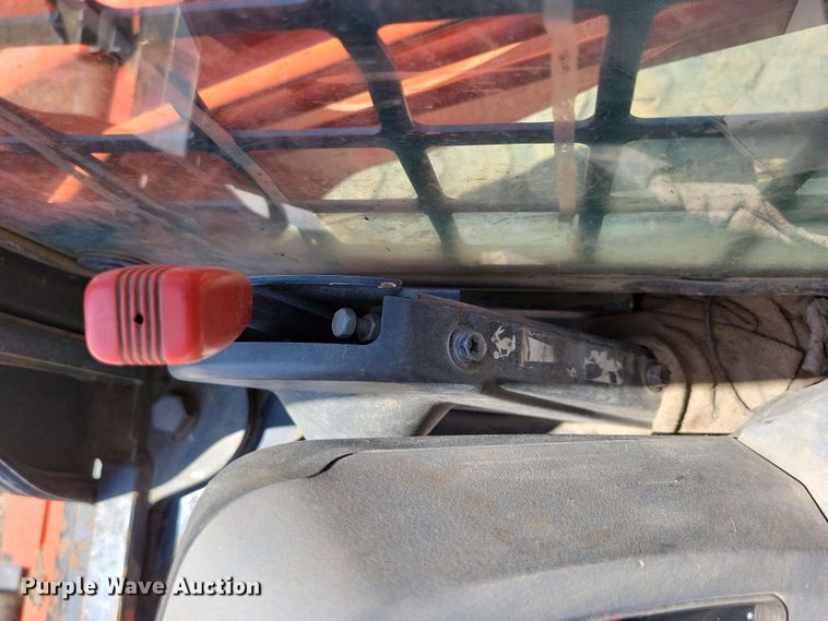 image for item EA2437 2017 Kubota SVL 75-2 tracked skid steer loader