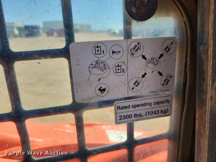 image for item EA2437 2017 Kubota SVL 75-2 tracked skid steer loader