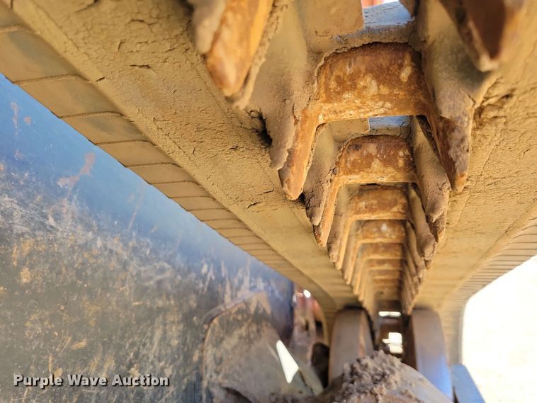 image for item EA2437 2017 Kubota SVL 75-2 tracked skid steer loader