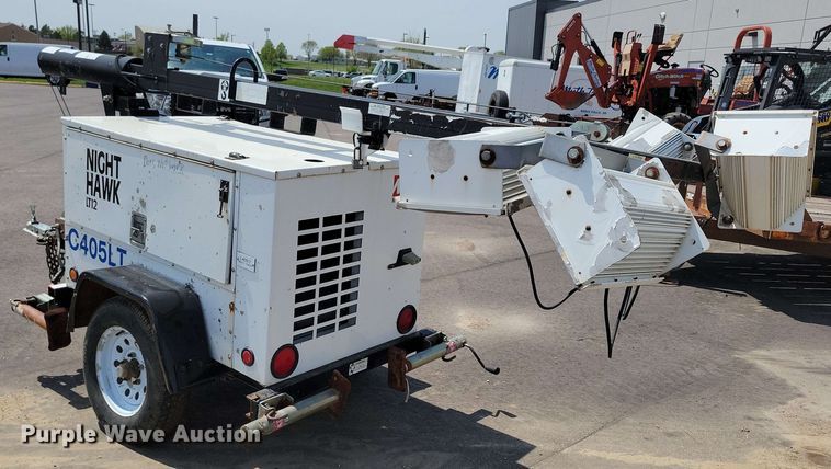 image for item EA2442 Night Hawk LT12 light plant