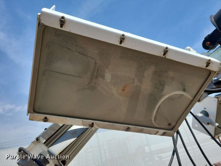 image for item EA2442 Night Hawk LT12 light plant