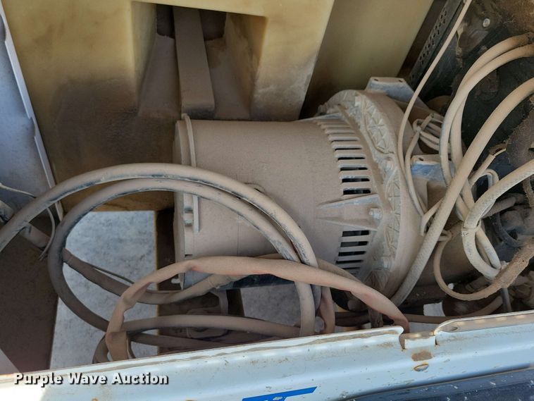 image for item EA2442 Night Hawk LT12 light plant