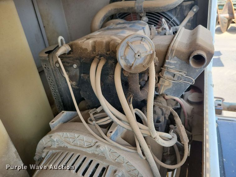 image for item EA2442 Night Hawk LT12 light plant