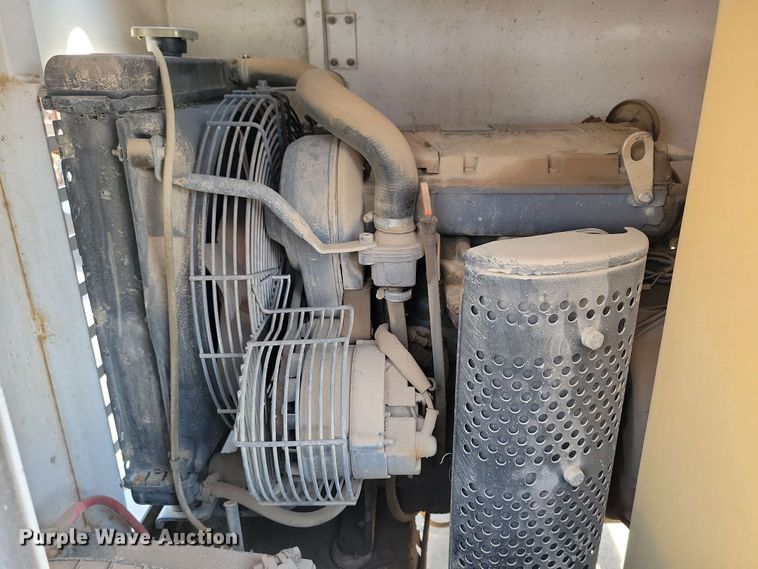 image for item EA2442 Night Hawk LT12 light plant