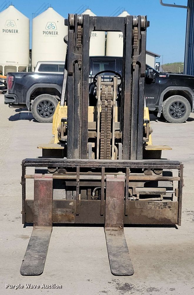 image for item EA2443 Hyster 80 XL2 forklift