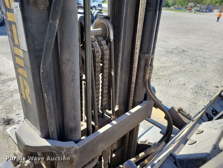 image for item EA2443 Hyster 80 XL2 forklift