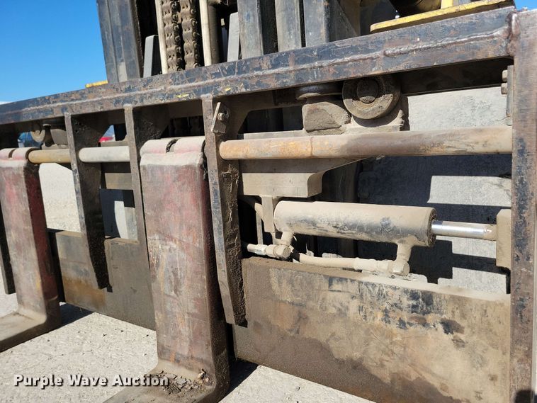 image for item EA2443 Hyster 80 XL2 forklift