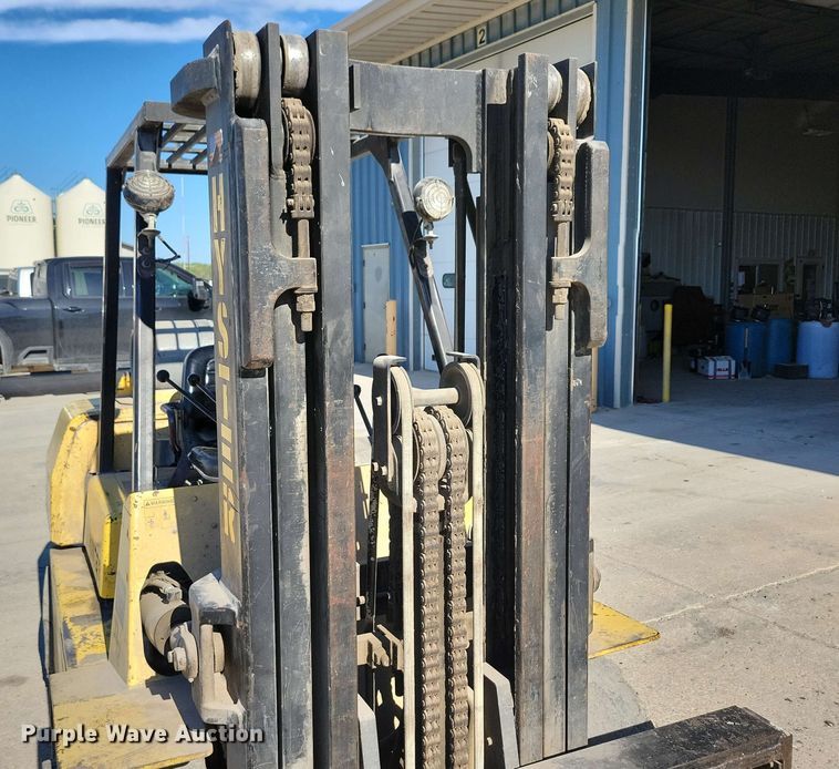 image for item EA2443 Hyster 80 XL2 forklift