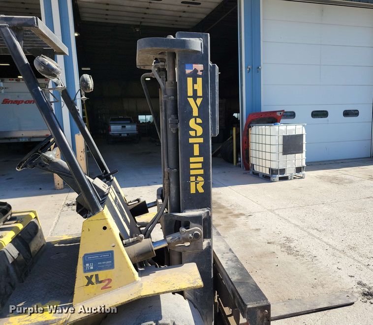image for item EA2443 Hyster 80 XL2 forklift