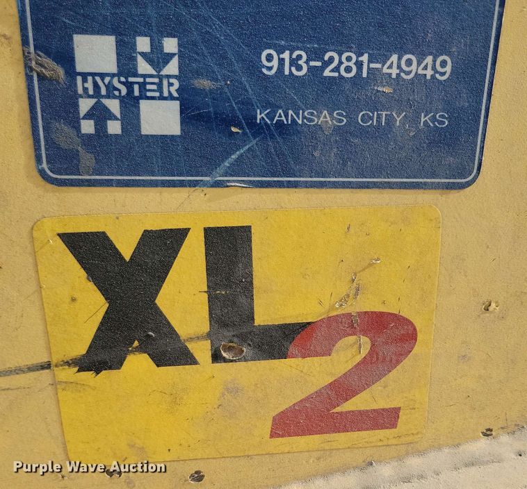 image for item EA2443 Hyster 80 XL2 forklift