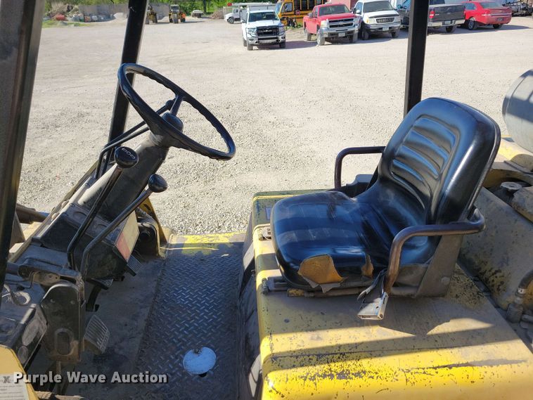 image for item EA2443 Hyster 80 XL2 forklift