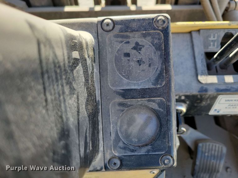 image for item EA2443 Hyster 80 XL2 forklift