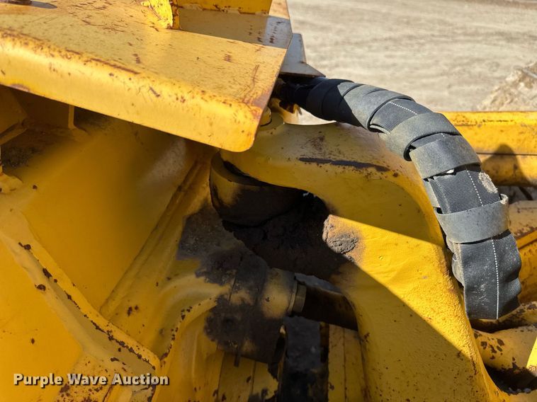 image for item EB2495 2008 Komatsu  D51PX-22 dozer