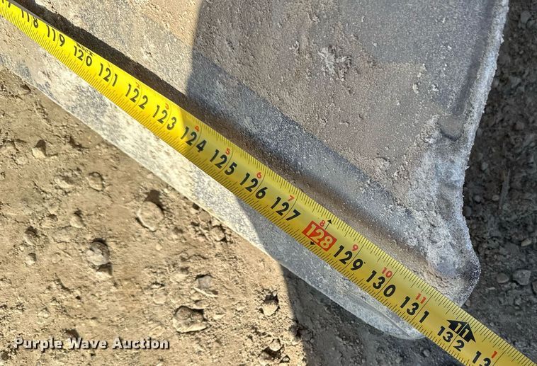 image for item EB2495 2008 Komatsu  D51PX-22 dozer