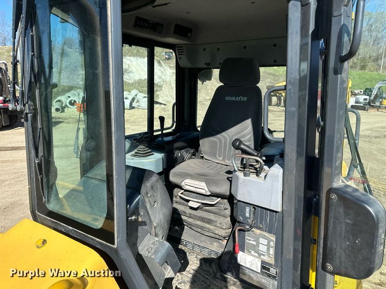 image for item EB2495 2008 Komatsu  D51PX-22 dozer