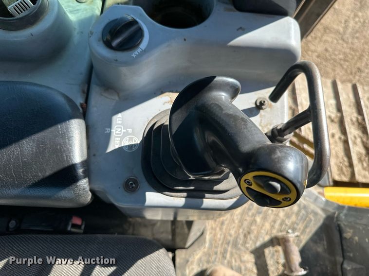 image for item EB2495 2008 Komatsu  D51PX-22 dozer