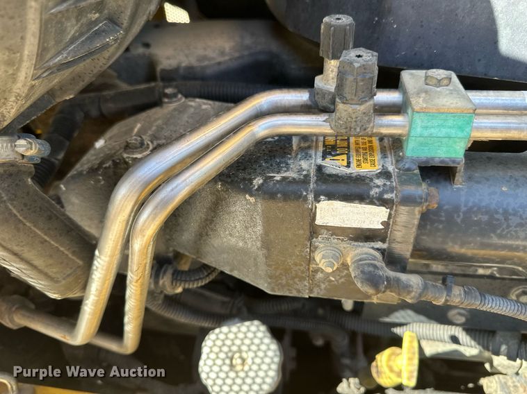 image for item EB2495 2008 Komatsu  D51PX-22 dozer