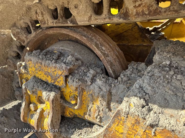 image for item EB2495 2008 Komatsu  D51PX-22 dozer