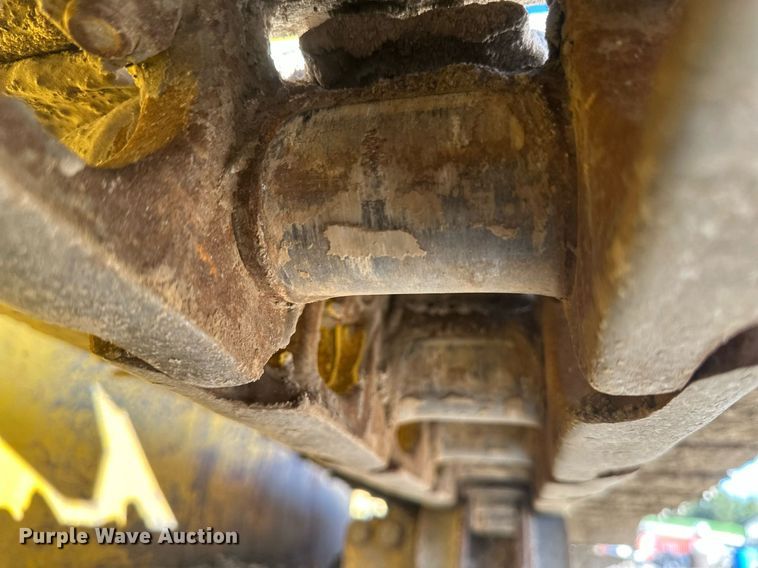 image for item EB2495 2008 Komatsu  D51PX-22 dozer