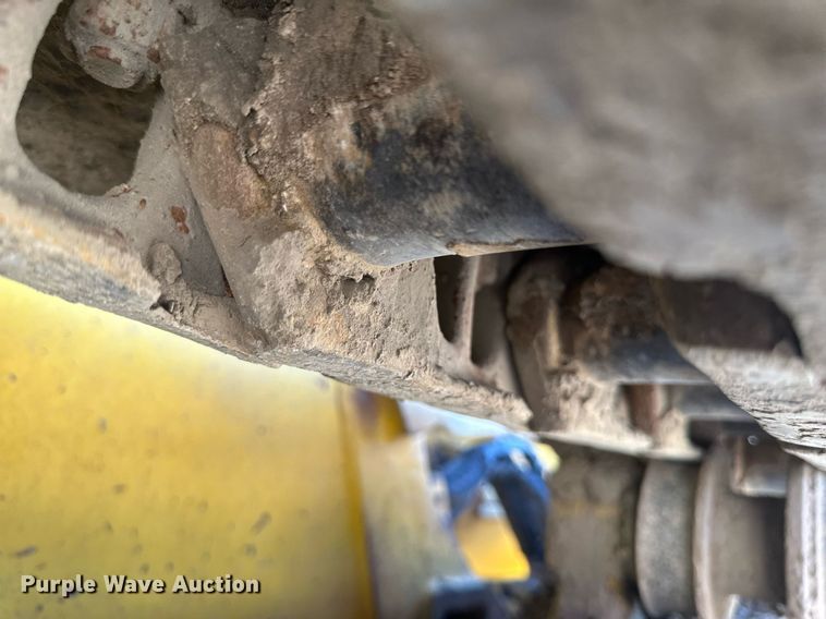 image for item EB2495 2008 Komatsu  D51PX-22 dozer