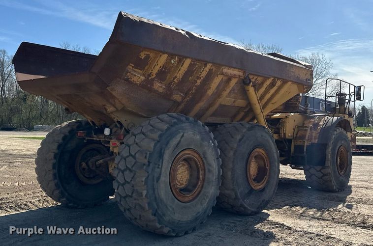 image for item EB2497 1996 Caterpillar  D400E articulated haul truck