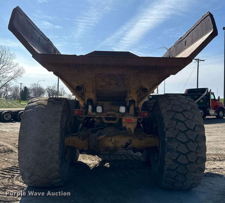 image for item EB2497 1996 Caterpillar  D400E articulated haul truck