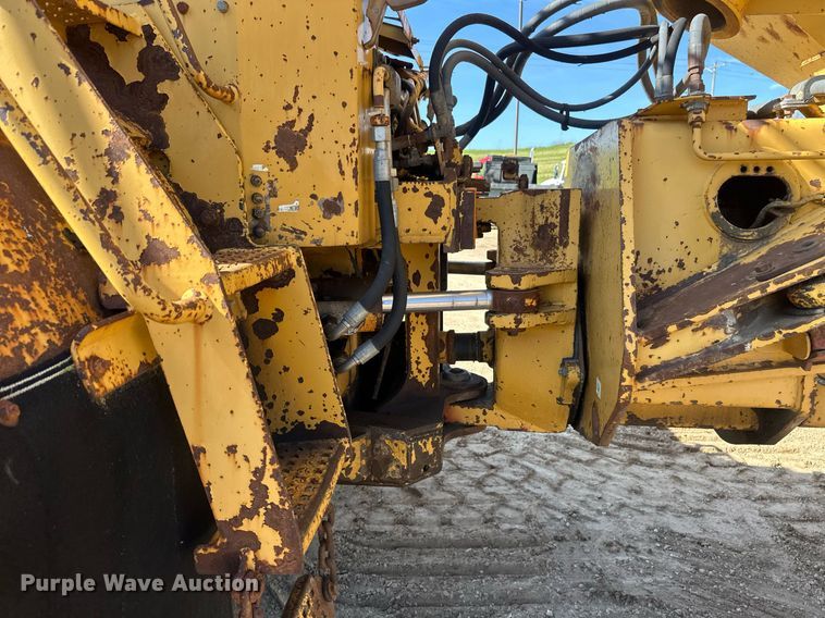 image for item EB2497 1996 Caterpillar  D400E articulated haul truck