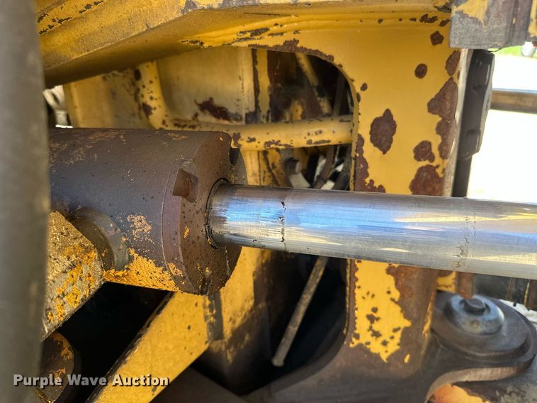 image for item EB2497 1996 Caterpillar  D400E articulated haul truck