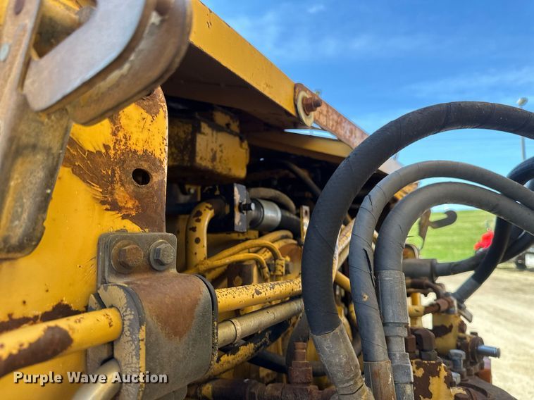 image for item EB2497 1996 Caterpillar  D400E articulated haul truck