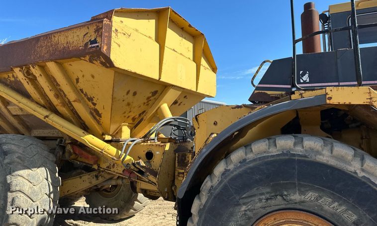 image for item EB2497 1996 Caterpillar  D400E articulated haul truck