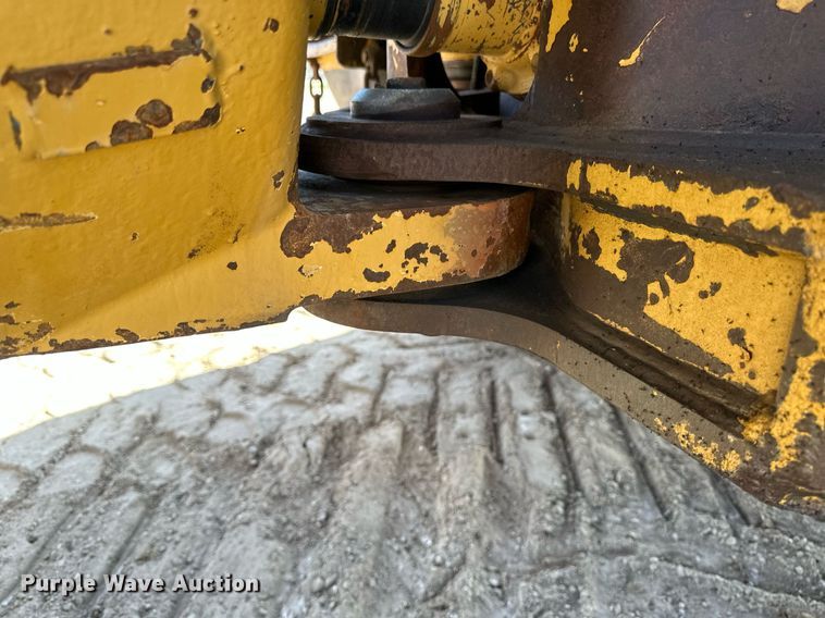 image for item EB2497 1996 Caterpillar  D400E articulated haul truck