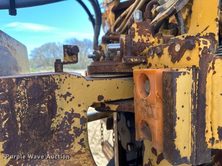 image for item EB2497 1996 Caterpillar  D400E articulated haul truck