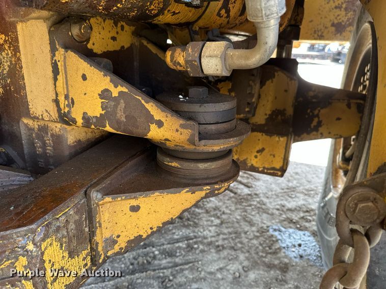 image for item EB2497 1996 Caterpillar  D400E articulated haul truck