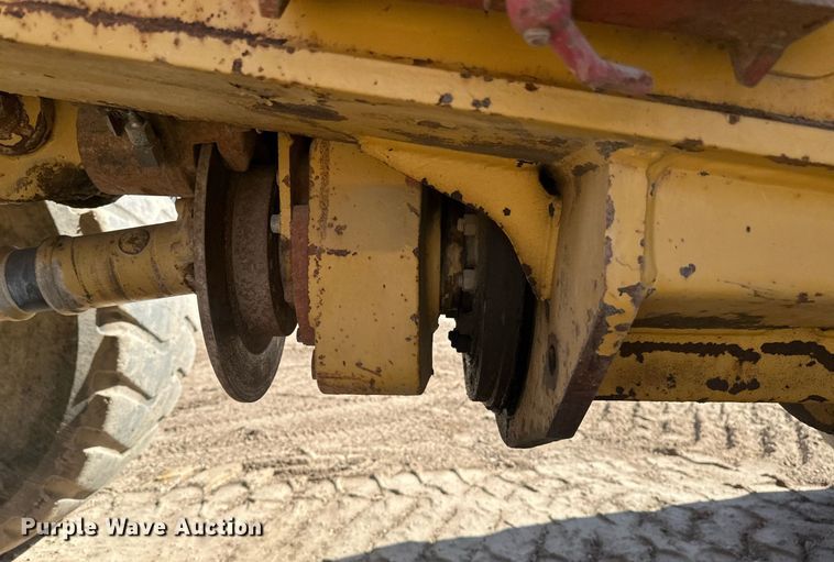 image for item EB2497 1996 Caterpillar  D400E articulated haul truck