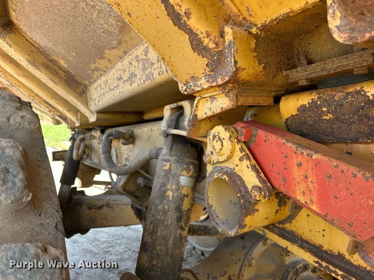 image for item EB2497 1996 Caterpillar  D400E articulated haul truck