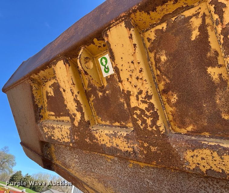 image for item EB2497 1996 Caterpillar  D400E articulated haul truck