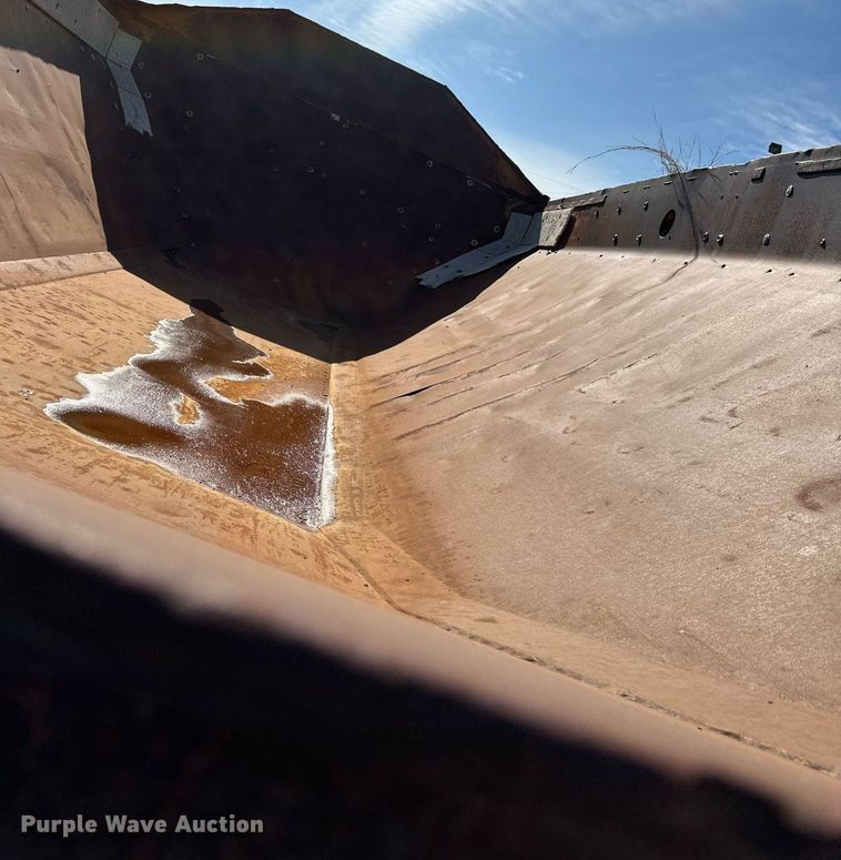 image for item EB2497 1996 Caterpillar  D400E articulated haul truck