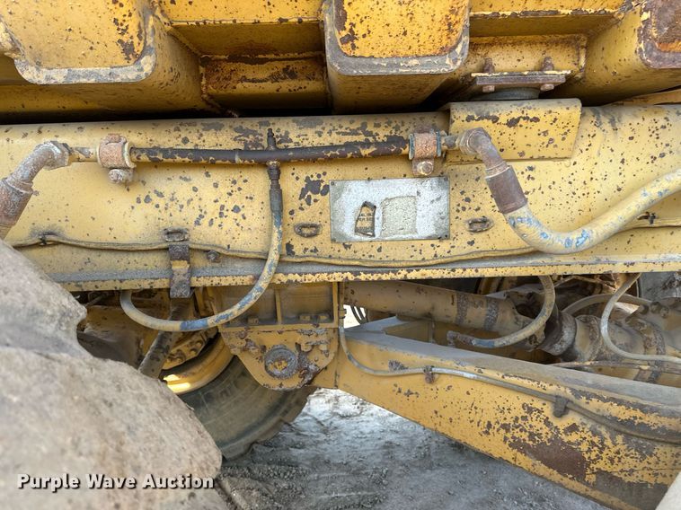 image for item EB2497 1996 Caterpillar  D400E articulated haul truck