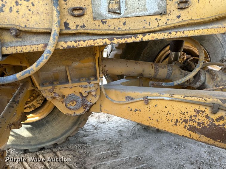 image for item EB2497 1996 Caterpillar  D400E articulated haul truck