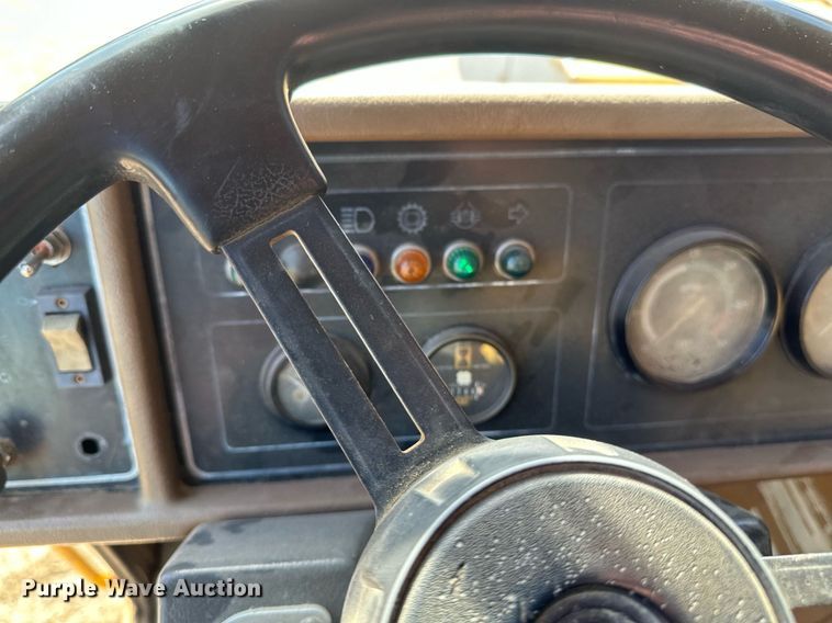 image for item EB2497 1996 Caterpillar  D400E articulated haul truck