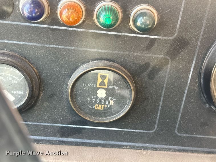 image for item EB2497 1996 Caterpillar  D400E articulated haul truck