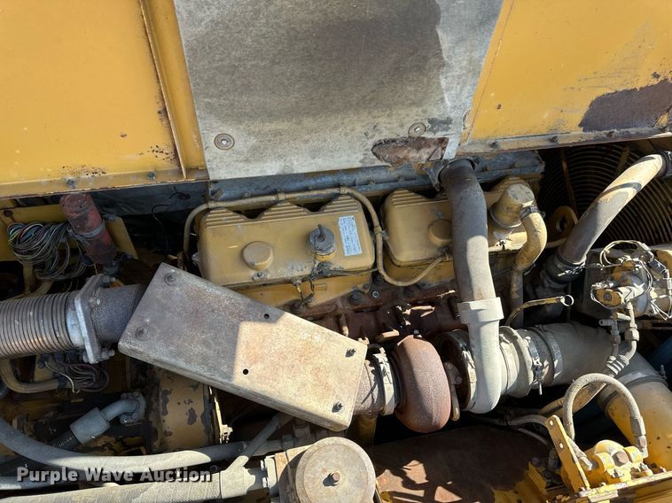 image for item EB2497 1996 Caterpillar  D400E articulated haul truck