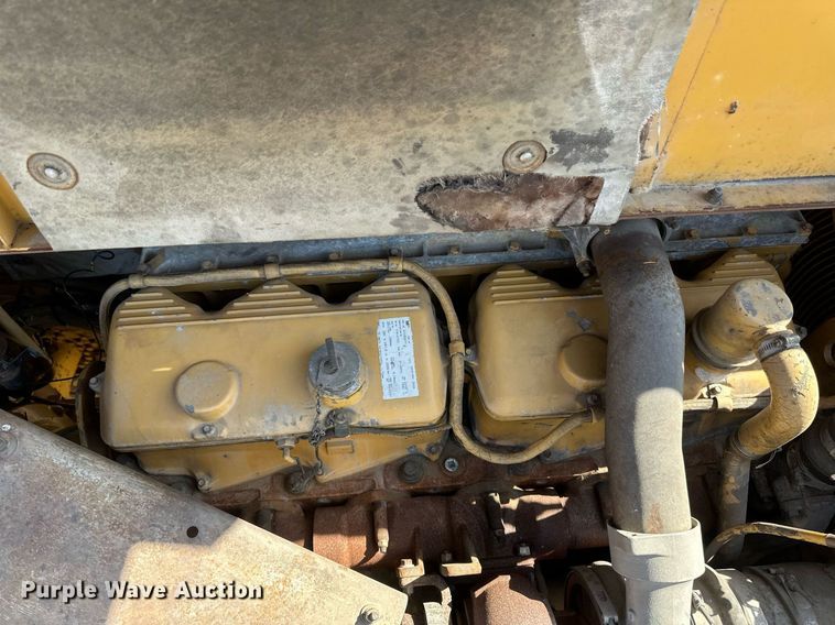 image for item EB2497 1996 Caterpillar  D400E articulated haul truck