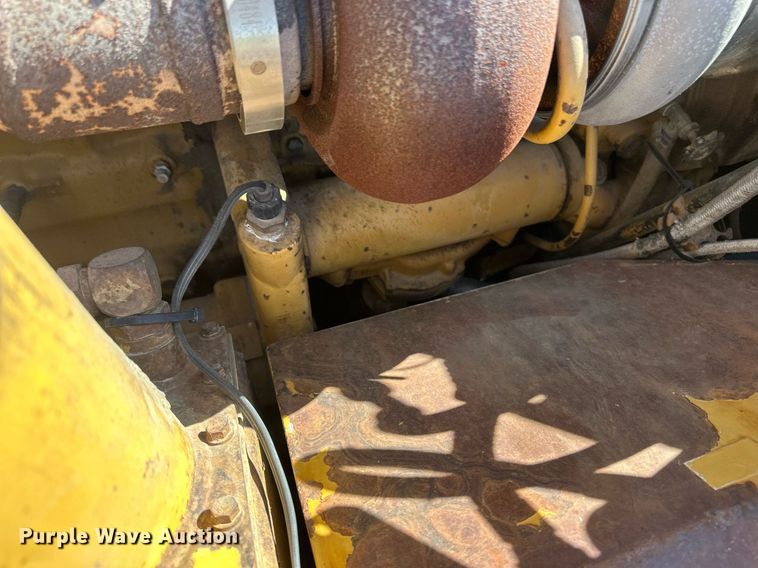 image for item EB2497 1996 Caterpillar  D400E articulated haul truck