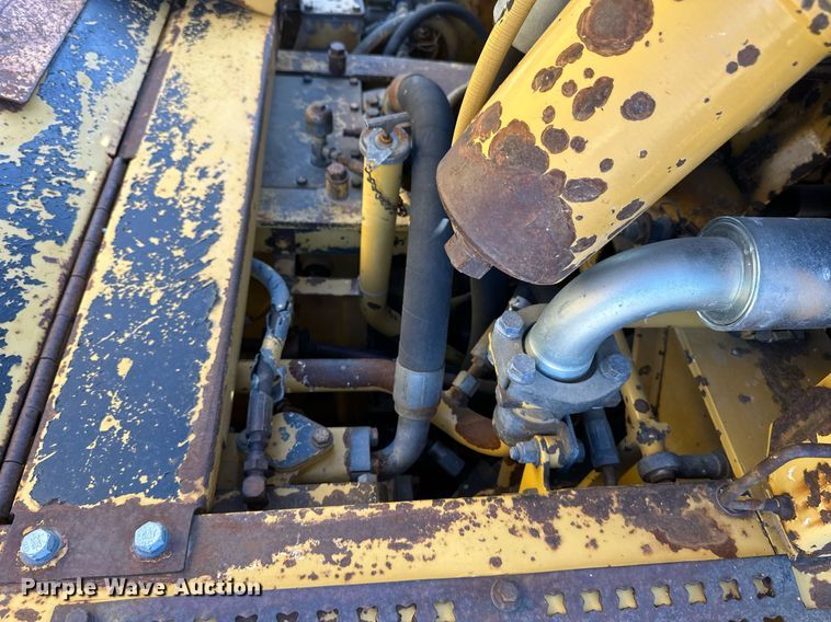 image for item EB2497 1996 Caterpillar  D400E articulated haul truck