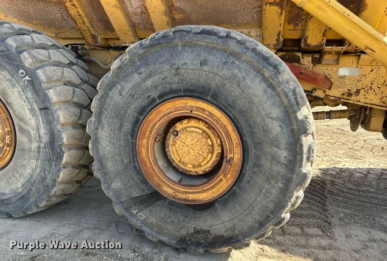 image for item EB2497 1996 Caterpillar  D400E articulated haul truck